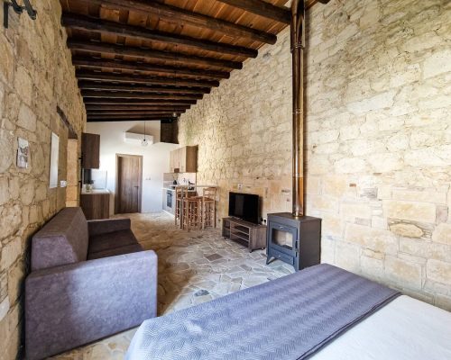 b8bc5991-e688-4c0f-9d60-5e55cfa07457